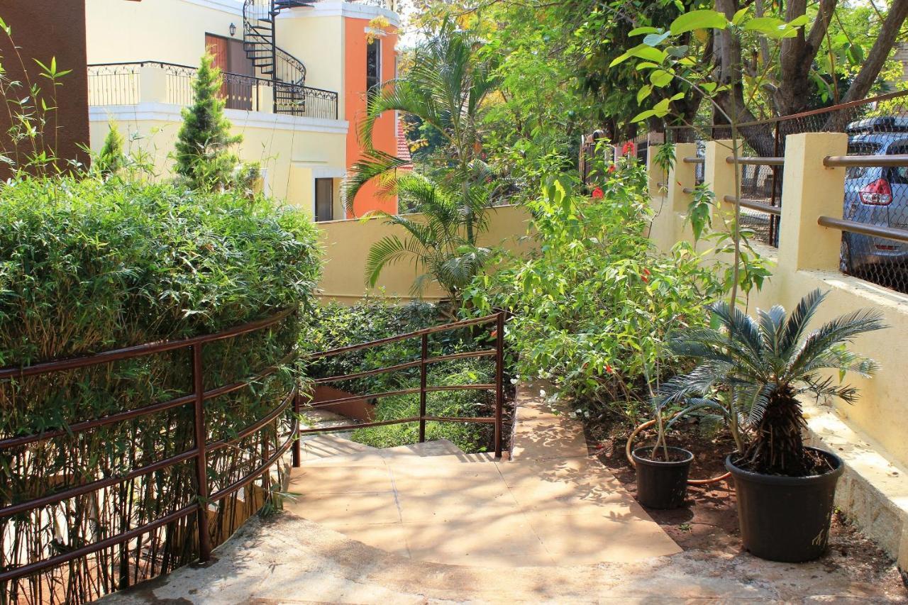 Karjat Villa  Exteriör bild