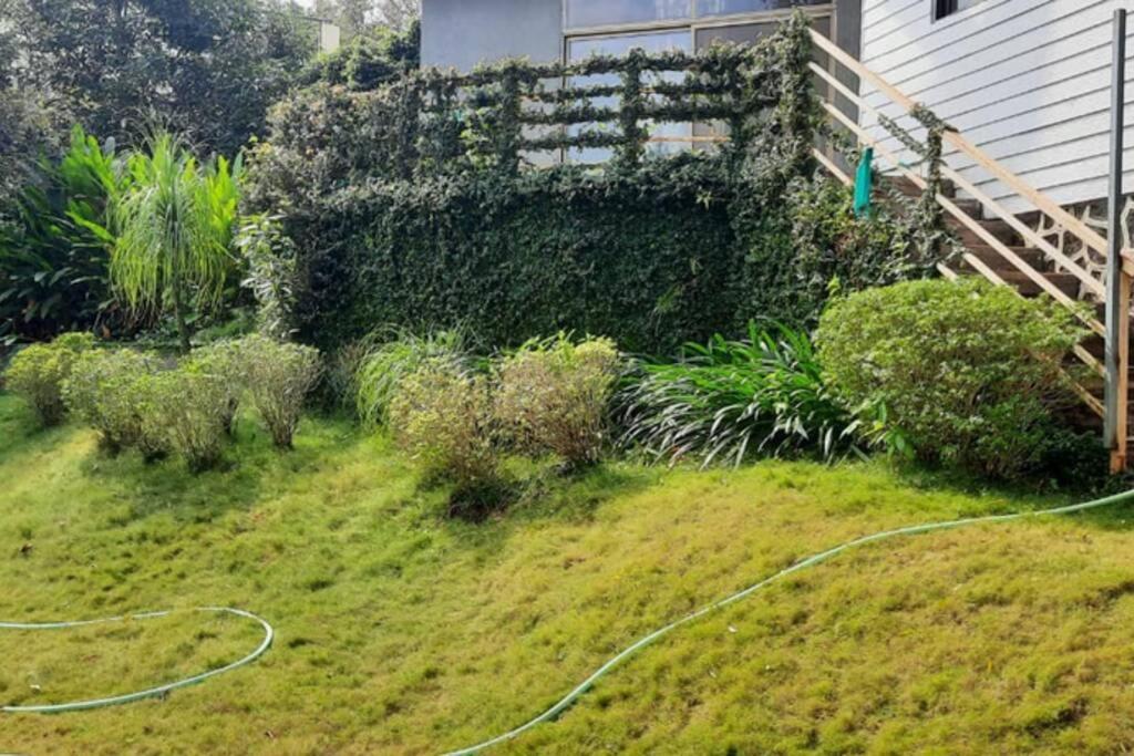 Karjat Villa  Exteriör bild
