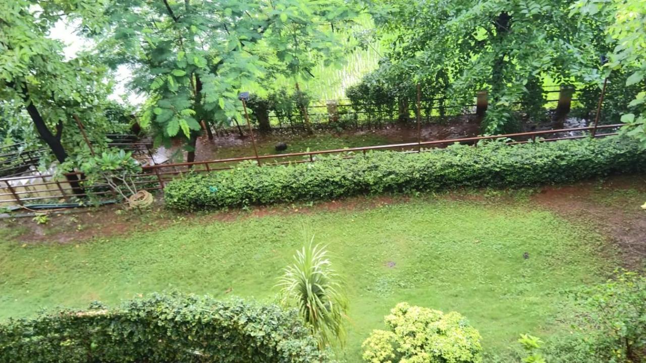 Karjat Villa  Exteriör bild