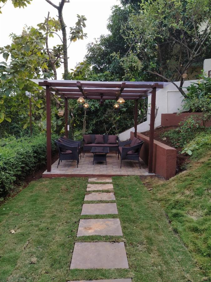 Karjat Villa  Exteriör bild