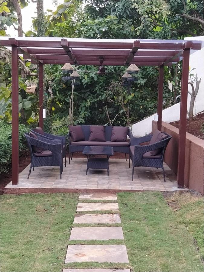 Karjat Villa  Exteriör bild