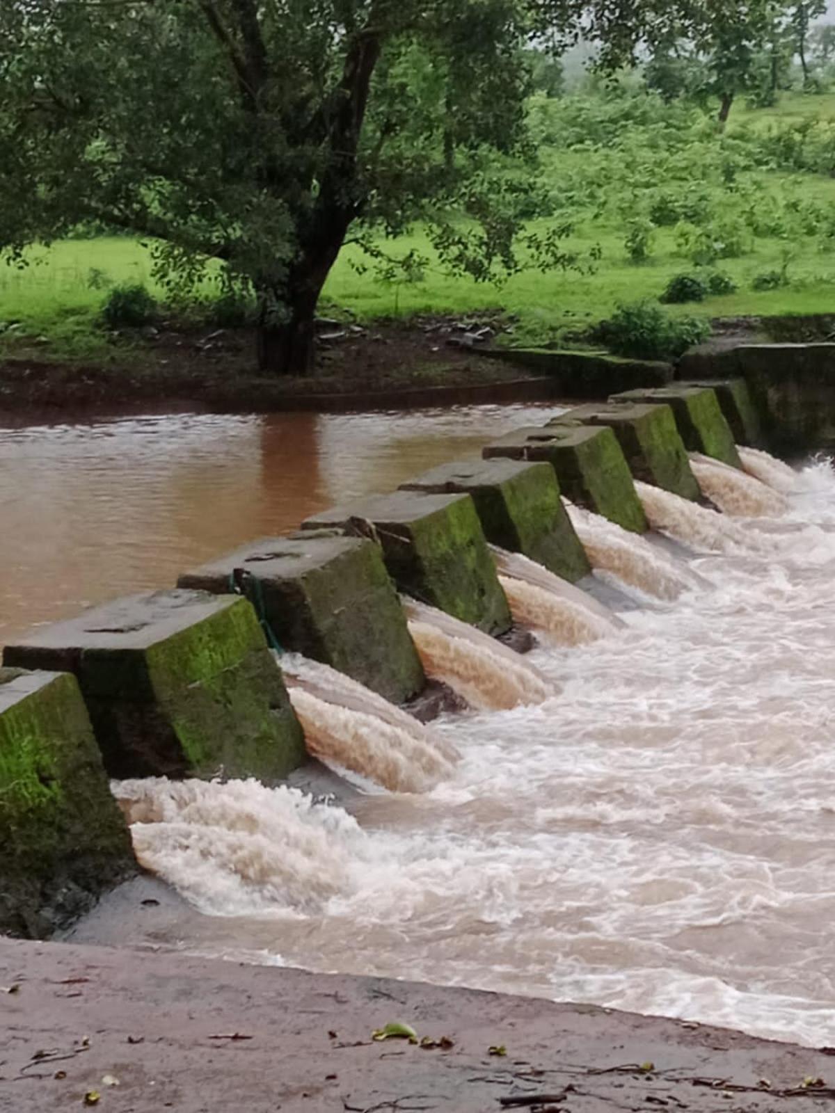 Karjat Villa  Exteriör bild